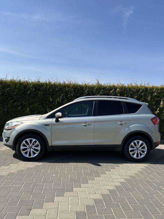 Ford Kuga Titanium 4x4 FULL OPTION