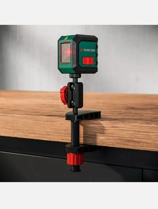 Лазерен нивелир със кръстосани линии Parkside PKLL 7 E4