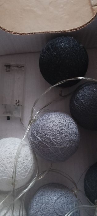 LED гирлянд памучни топки ,сувенири, касичка,самозалепващи пана,дъски и корк Securit