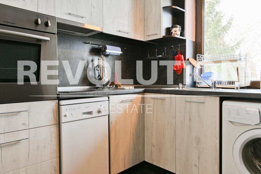 Дава се под наем Тристаен апартамент в София, Горубляне - 87 кв.м за 650 € - Снимка #4