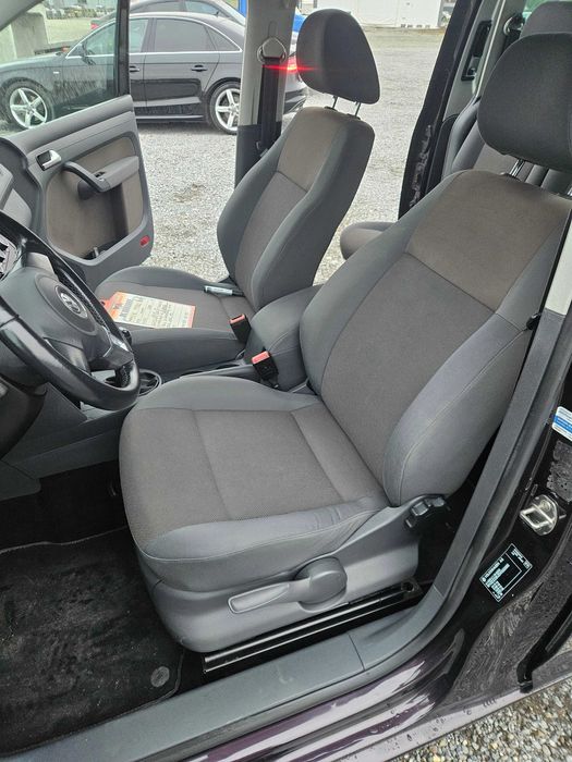 Vw caddy maxi 7 locuri 4x4 motor 2.0 tdi fabricatie 2013