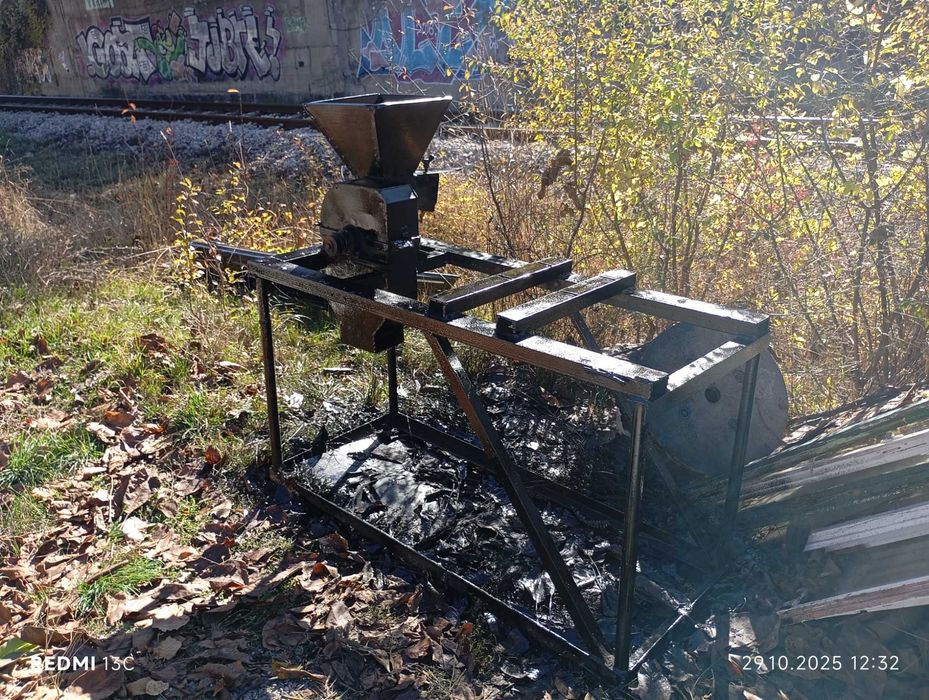 Фуражомелачка / Зърномелачка с чуков механизъм – 5.5 kW мотор