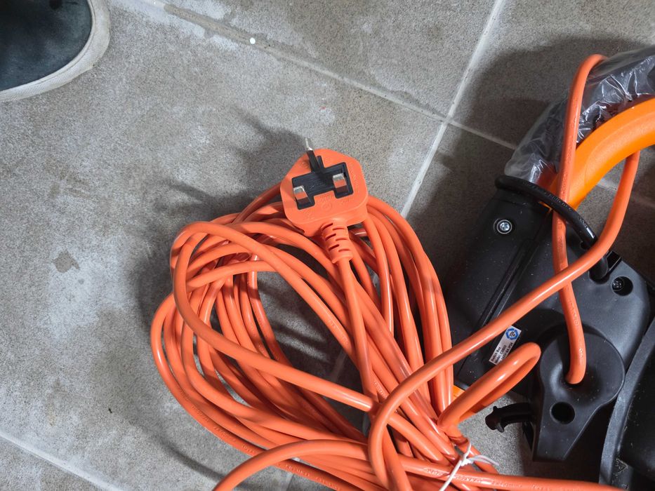 Mașină de tuns iarba plutitoare LawnMaster 1800 W 36 cm cu colectare