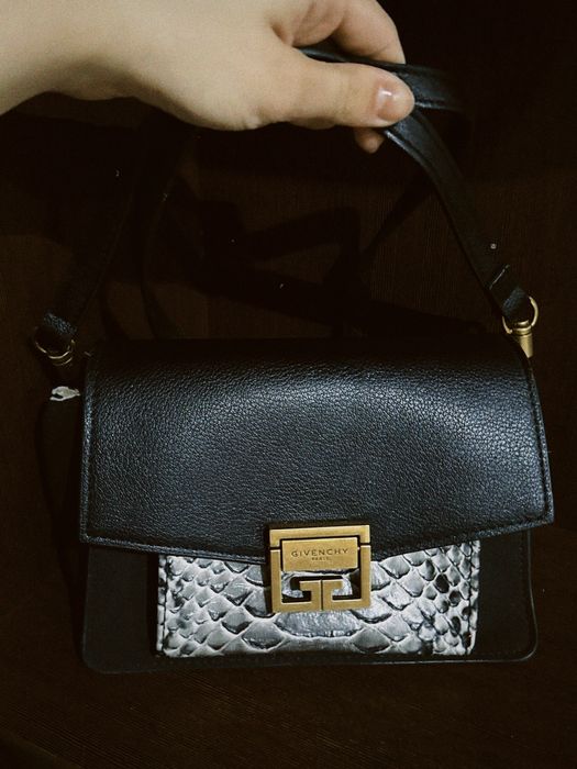Givenchy сумка хорошая