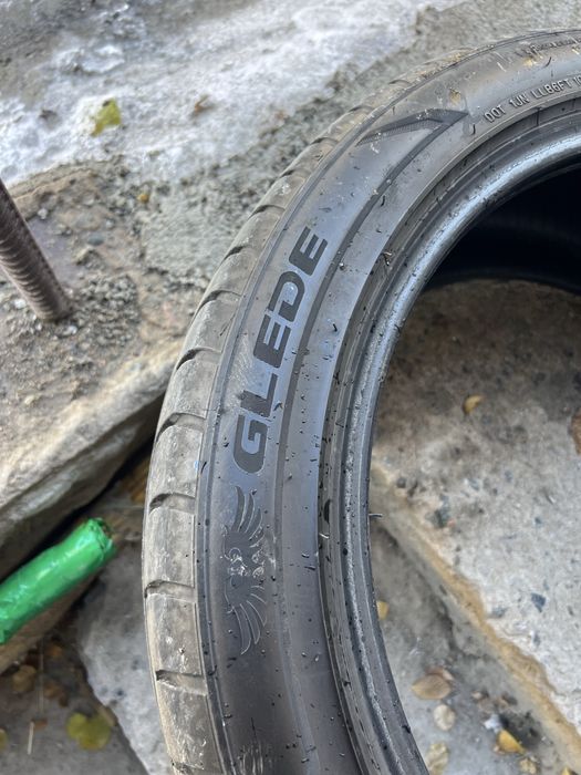 Комплект летних шин! 235/45/18.