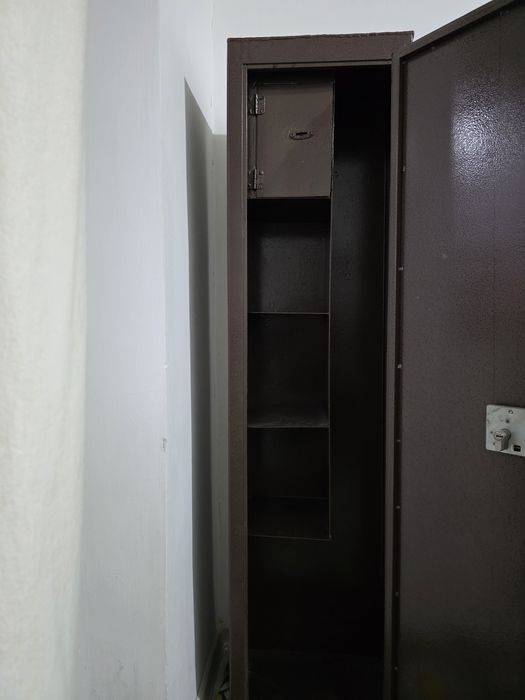 Сейф. Толшина 5 мм.