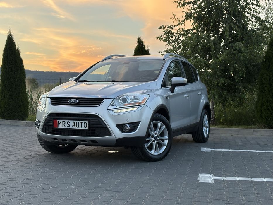 FORD Kuga 2011 — imagine 2