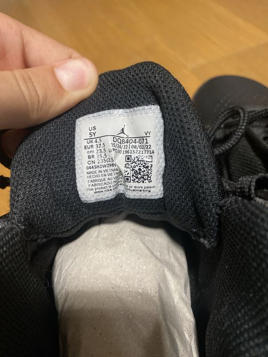 Jordan Max Aura 4 GS Black Metallic