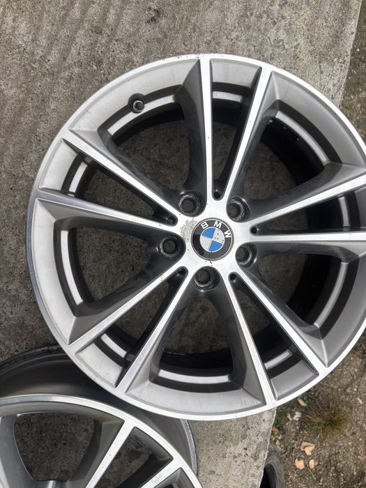 Jenti de BMW r17