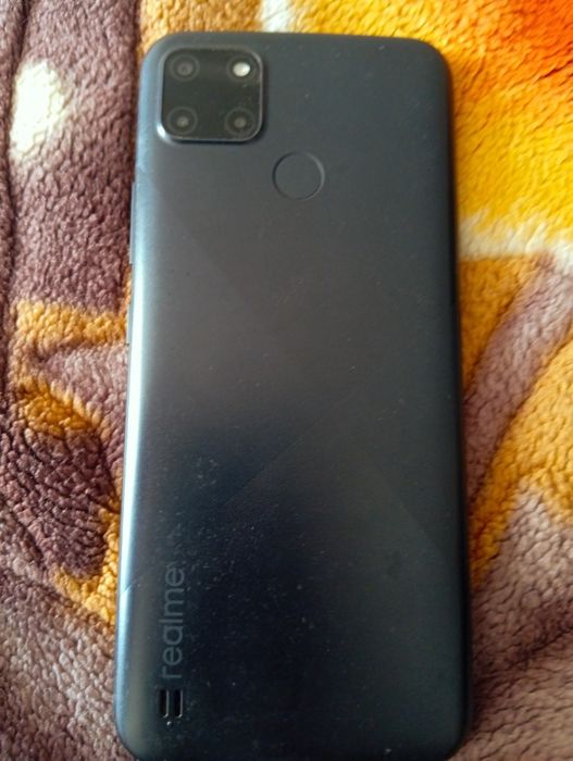 Телефон Realme c21y