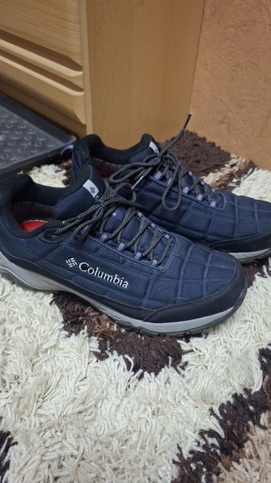 Продам кроссовки 43р 44 р