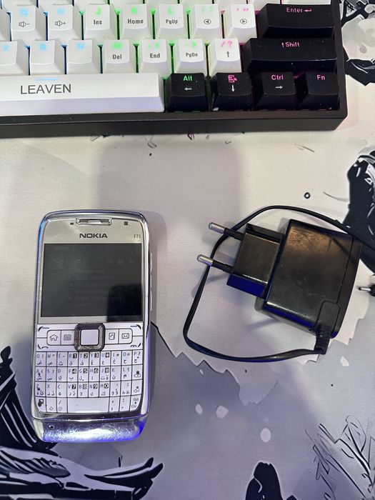 Продам телефон риаритет