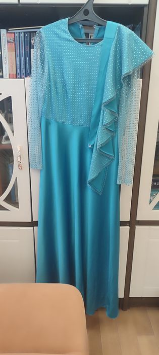 Продам платье вечернее