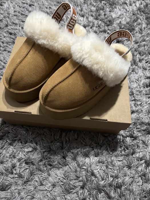 Papuci ugg funkette