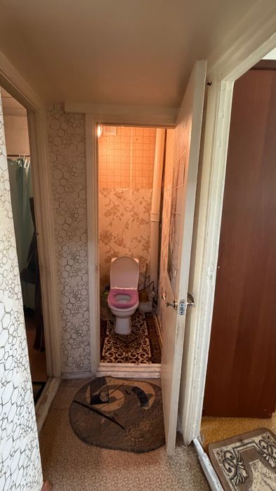 Продам квартиру двухкомнатную