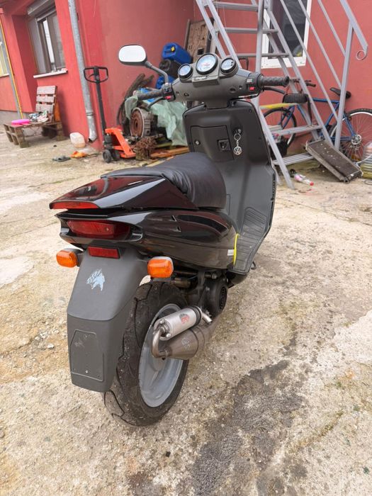 Motoreta Malaguti F12