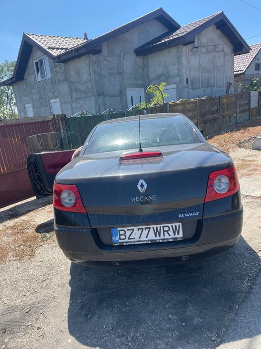 Vând renault decapotabil