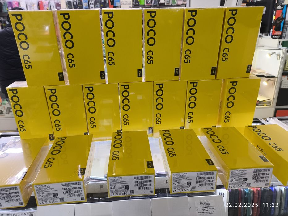 Росо с65. 256гб озу.8гб новыи