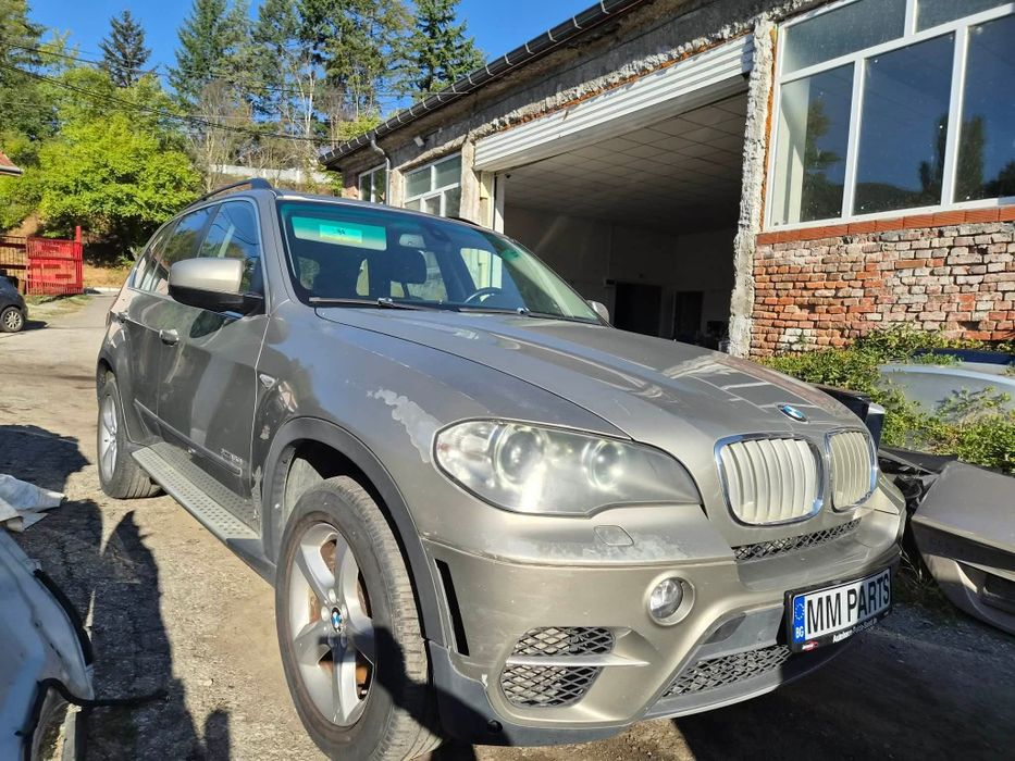 BMW X5 E70 5.0i 408кс Facelift ксенон панорама Keyless Logic7 ел багажник автоматик НА ЧАСТИ!