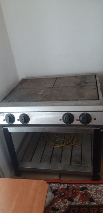 Elektropech va duxovka ishlashi yaxshi Rassiy maxsuloti uyaltirmidi