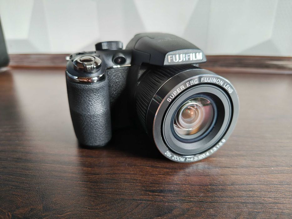 Fujifilm finepix S3400