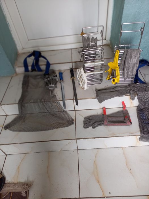 Vând tot ce se vede în poza