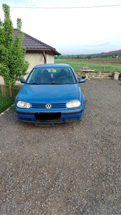 Vând VW Golf 4 , anul 2000