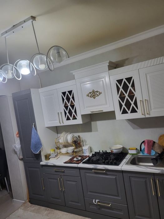 Кухонный мебель плита