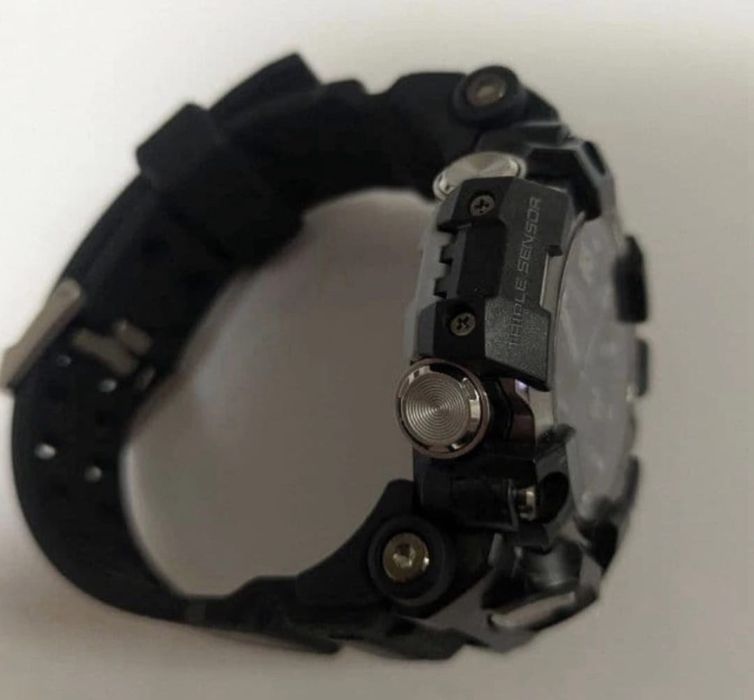 Часы Casio GWG-2000-1A1JF