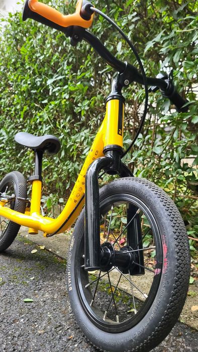 Bicicleta BTwin fara pedale echilibru 12 inch alu Runride 900 Galben Copii