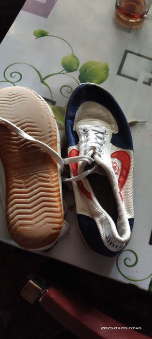 Кеды спортивные 40-41 размер