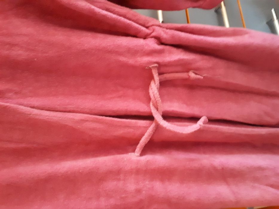 Детско халатче-почти ново