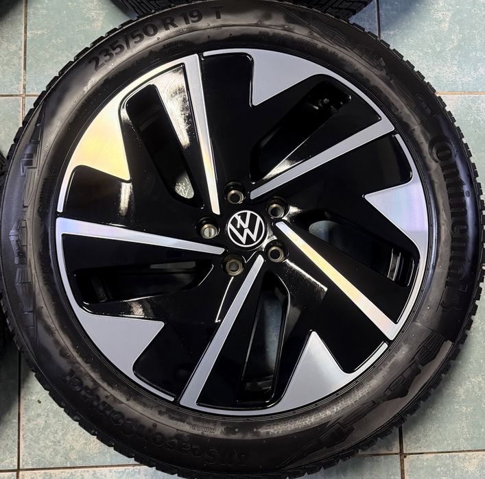 Jante aliaj NOI  R19 VW ID7 Tiguan Tayron  235/50/19 M+S Continental