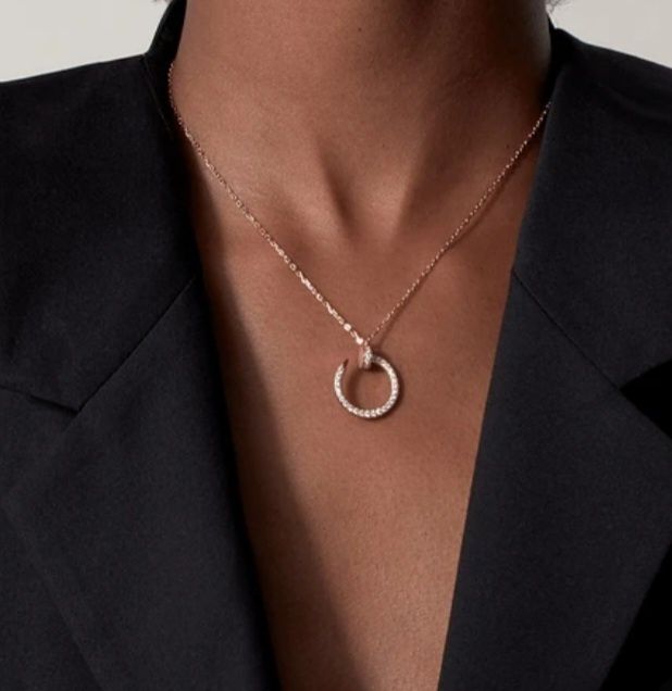 Cartier JUSTE UN CLOU гвоздей с диаманти.