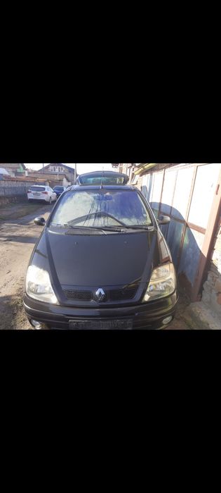 Рено Сценик1 фаза2 2003г. Повреден