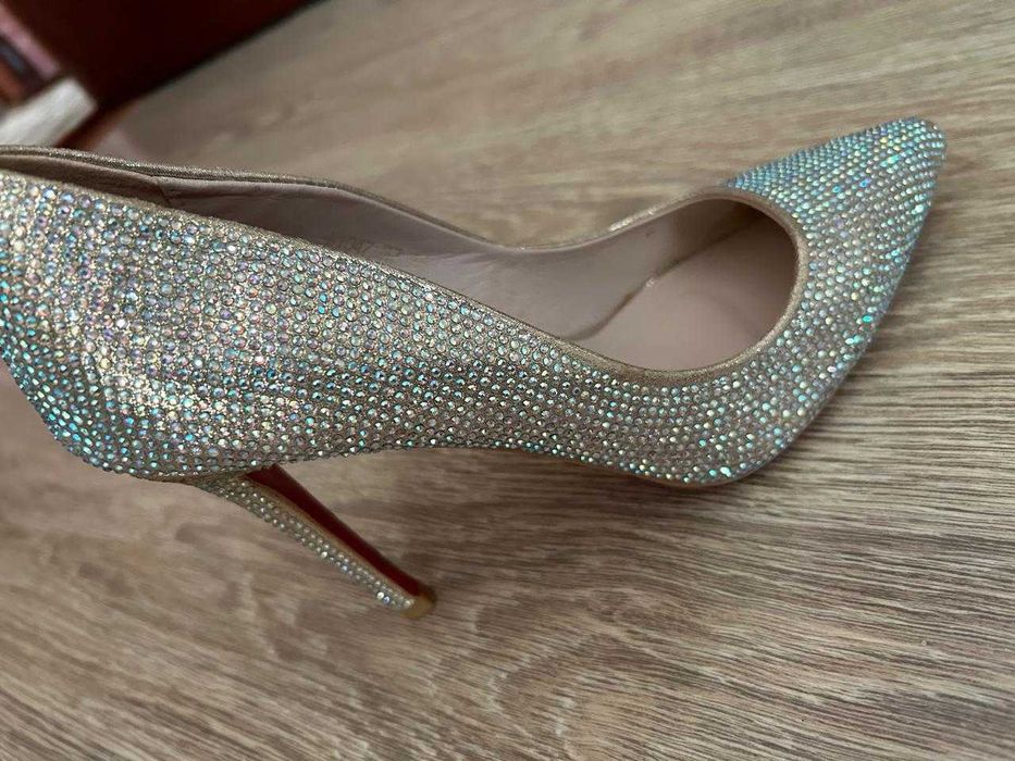 Свадебные туфли б/у размер 37