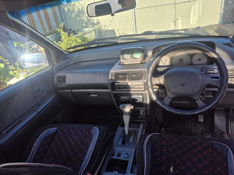 Mitsubishi RVR 1994 год