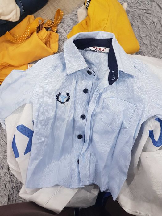 Запазени детски ризи, носени само по 1 път