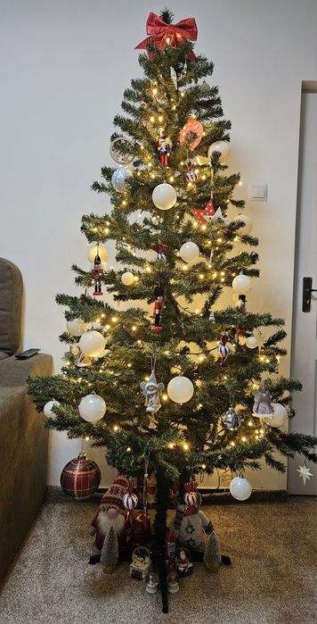 Vând Brad Artificial