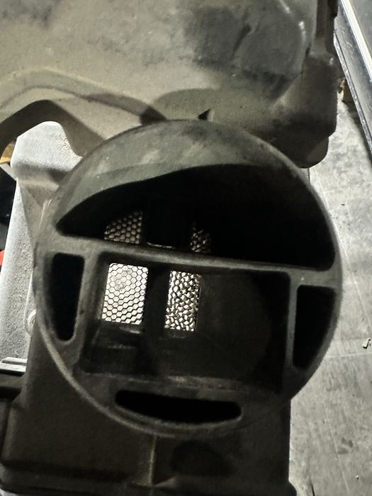 Дмрв митсубиши спейс рунер