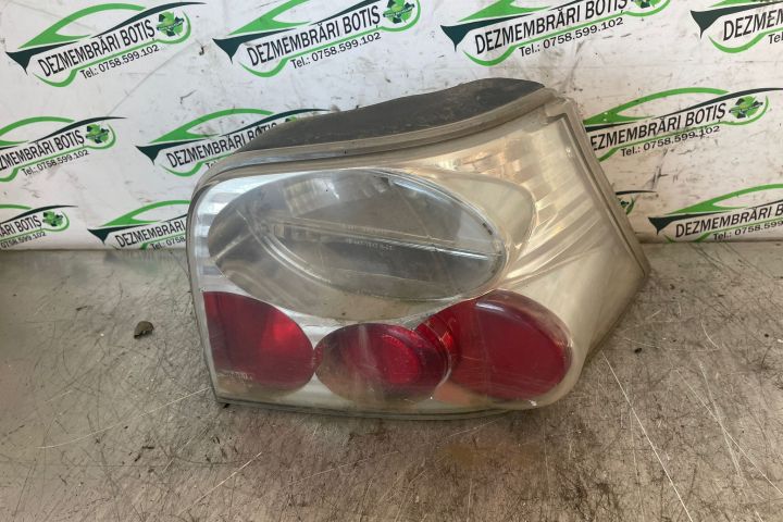 Lampa / Tripla stop dreapta pe aripa 08 441 1942R B Volkswagen VW Gol