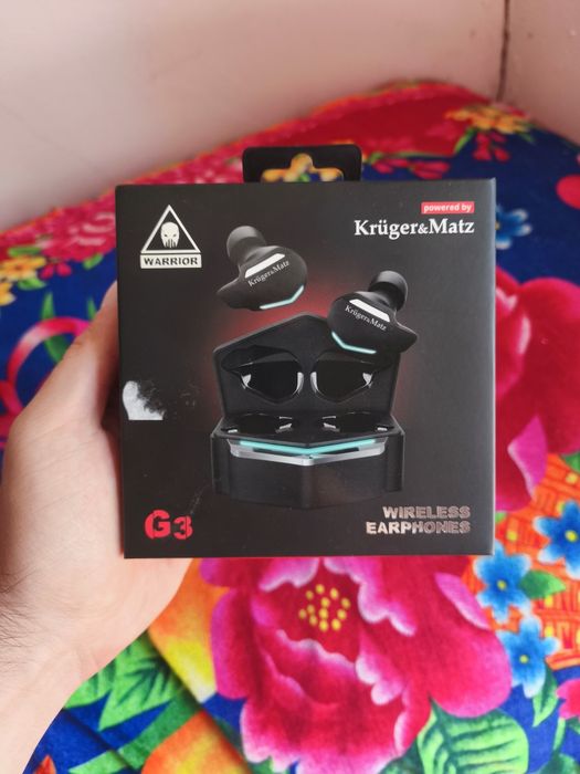 Vând căști bluetooth pentru gaming