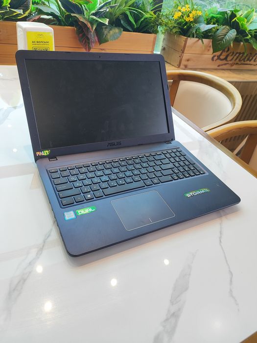 Продам ноутбук Core i 7 8550U