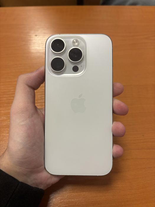 Iphone 15 Pro - Stare buna