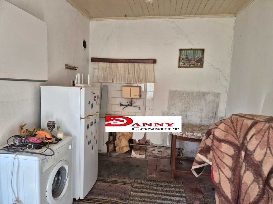 Едноетажна къща за продажба в с. Никюп