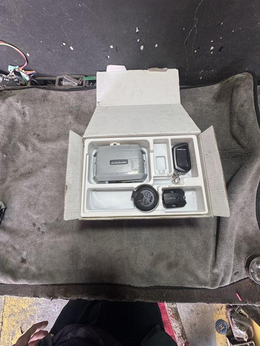 Magicar D907S Dominant j