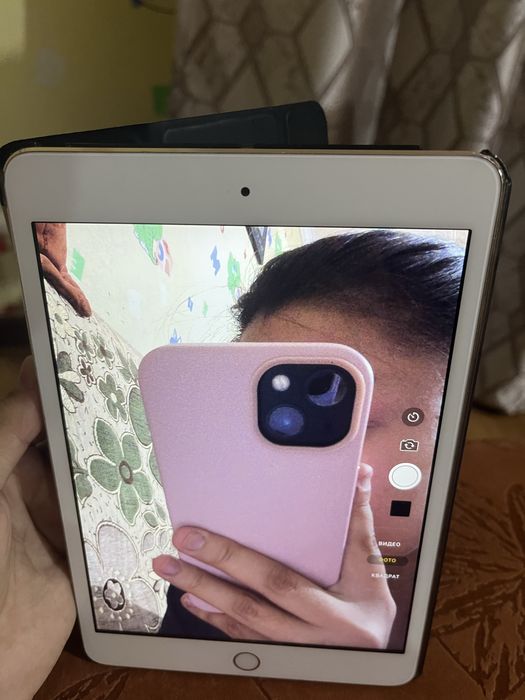продам ipad mini 3 в отличном состоянии