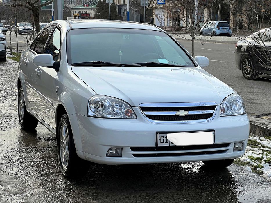 Chevrolet Lacetti 1.6 AT (3 позиция)