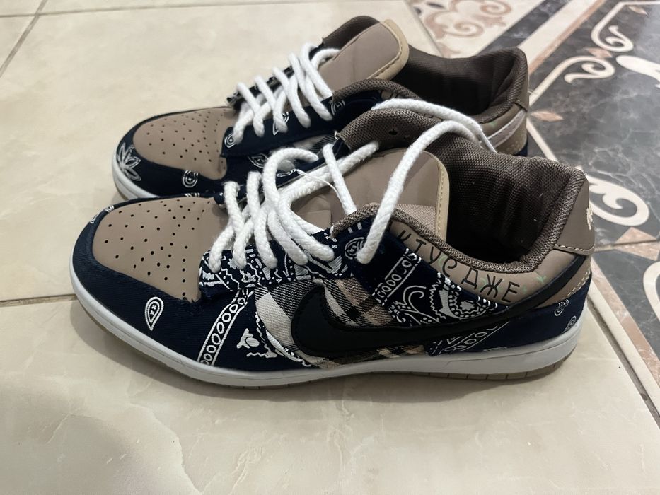 Кроссовки найк данки