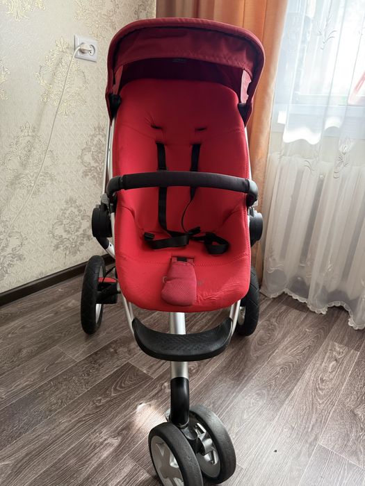 Продам классную коляску